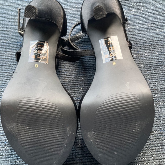 Original Le Chateau heels size 6 *new - Picture 7 of 7